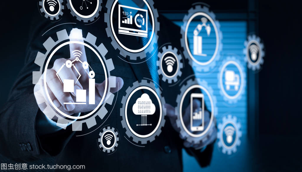 智能工廠與工業4.0 云計算技術驅動下的生產機器人互聯與互聯網數據服務